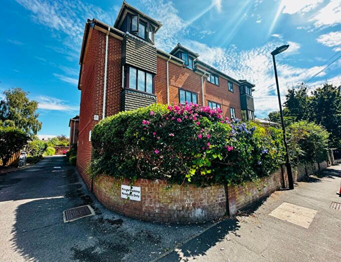 1 Bedroom Flat To Rent In Park Road, Southampton, Hampshire, SO15