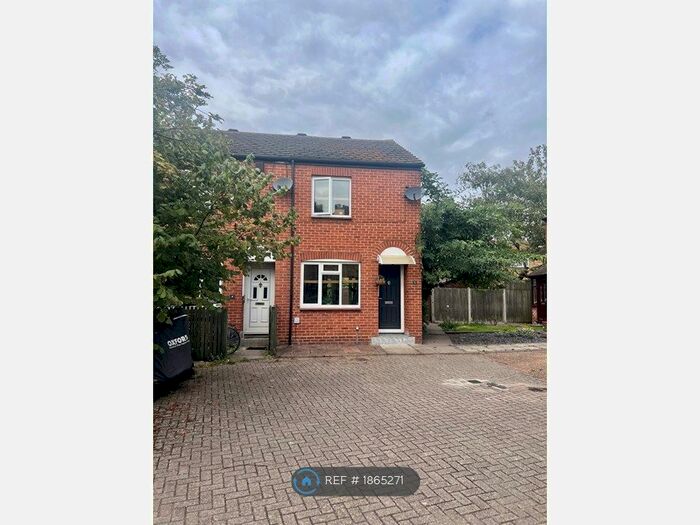 2 Bedroom Terraced House To Rent In Cardine Mews, London, SE15