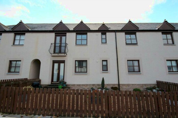 2 Bedroom Flat To Rent In Druid Temple Courtyard, Castle Heather, Inverness., IV2