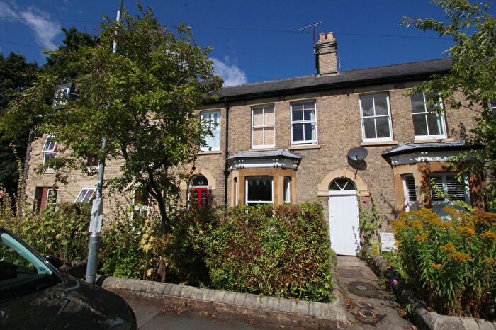 3 Bedroom Terraced House To Rent In Halifax Road, Cambridge, Cambridgeshire, CB4