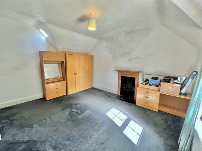 3 Bedroom Detached House For Sale In Llangernyw, LL22