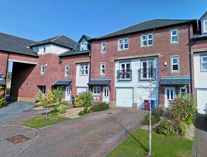 5 Bedroom Town House For Sale In Asturian Gate, Ribchester, Ribchester, PR3