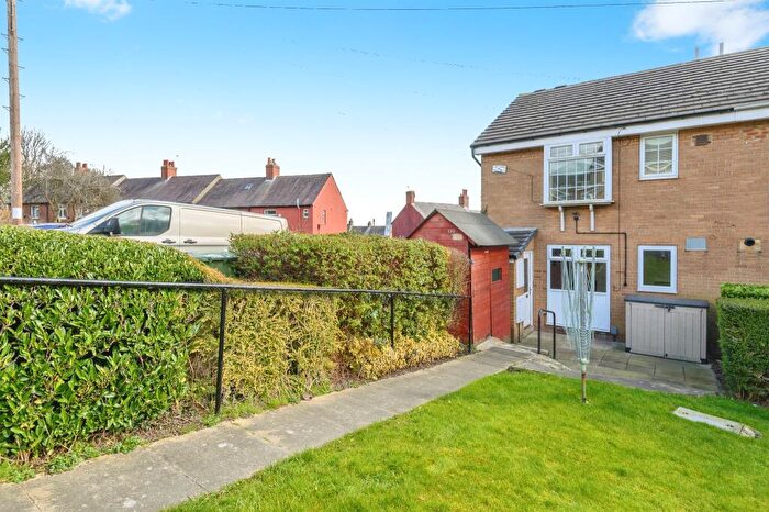 1 Bedroom Apartment For Sale In Park Lea, Huddersfield, HD2