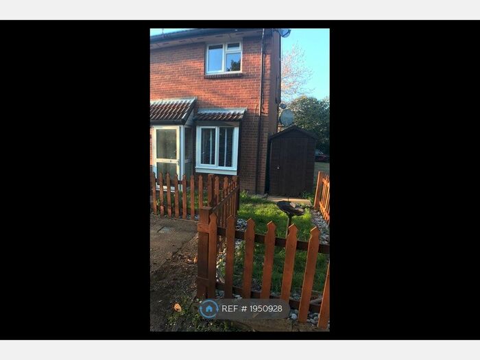 1 Bedroom Semi-Detached House To Rent In Mead Avenue, Langley, Nr Slough, SL3