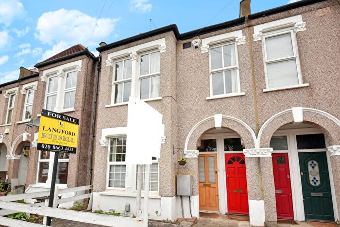 2 Bedroom Maisonette To Rent In Blandford Road Beckenham, BR3