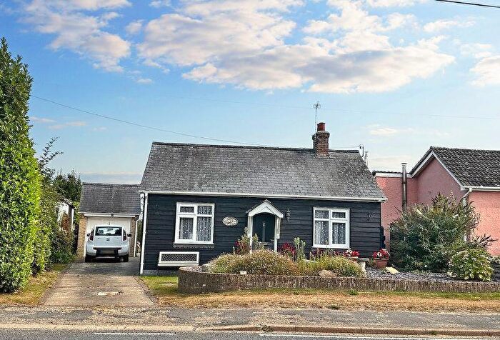 3 Bedroom Detached Bungalow For Sale In Station Road, Thorrington, CO7