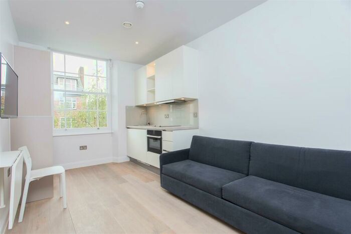 Studio To Rent In College Crescent, Swiss Cottage, NW3