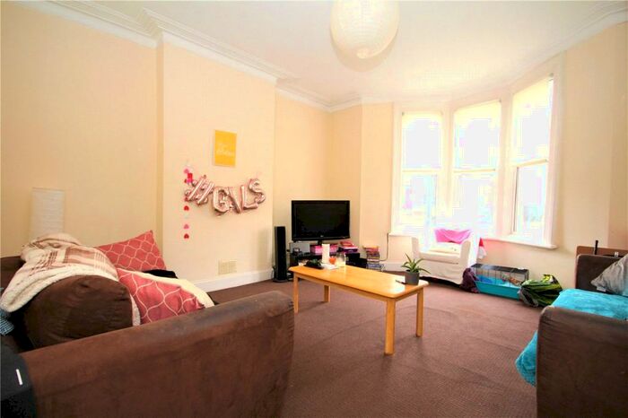 6 Bedroom House To Rent In High Street, Staple Hill, Bristol, BS16