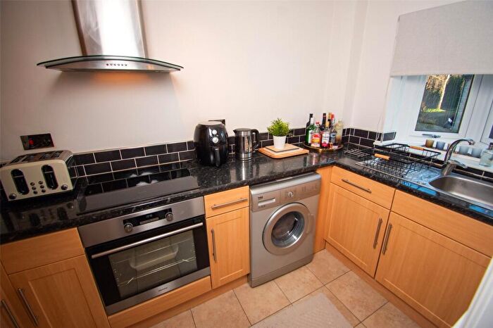 2 Bedroom Apartment To Rent In Bolton Grange, Yeadon, Leeds, West Yorkshire, LS19
