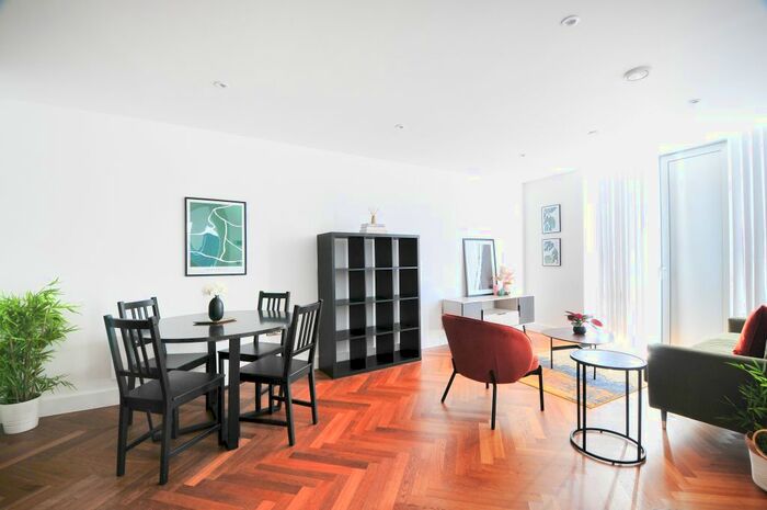 2 Bedroom Flat For Sale In Owen Street, Manchester, M15