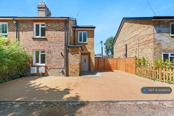 3 Bedroom Semi-Detached House To Rent In Guildford Road, Normandy, Guildford, GU3