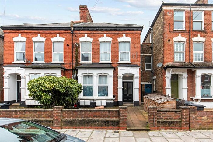 1 Bedroom Apartment To Rent In Pembury Road, London, N17