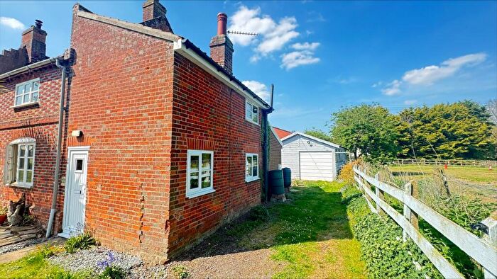 1 Bedroom Cottage To Rent In Grove Cottages, Grove Corner, NR16