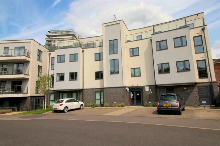 1 Bedroom Apartment To Rent In Woking Town Centre, GU22