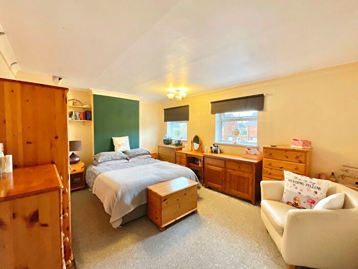 3 Bedroom Terraced House For Sale In Priory Road, Stone, ST15 - Photo 11