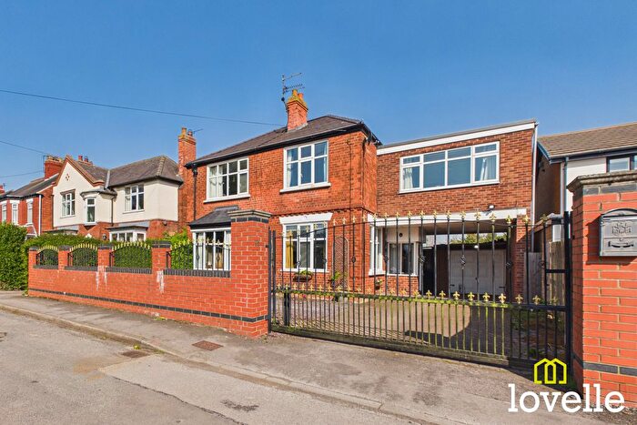 4 Bedroom Detached House For Sale In Mill House Woods Lane, Cottingham, HU16