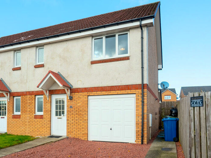 3 Bedroom House To Rent In Woodfoot Quadrant, Parklands, G53