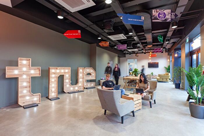 1 Bedroom Flat To Rent In Morfa Road, Swansea, SA1