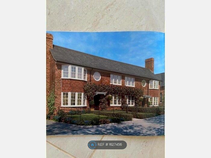 2 Bedroom Semi-Detached House To Rent In Chestnut Avenue, Hersham, Walton-On-Thames, KT12