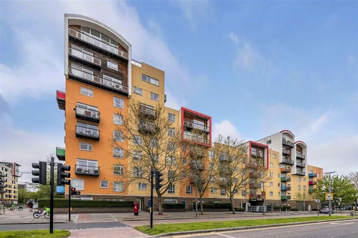 2 Bedroom Flat To Rent In John Harrison Way, London, SE10