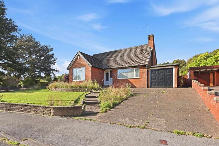 4 Bedroom Detached Bungalow For Sale In Mendip Crescent, Loundsley Green, Chesterfield, S40