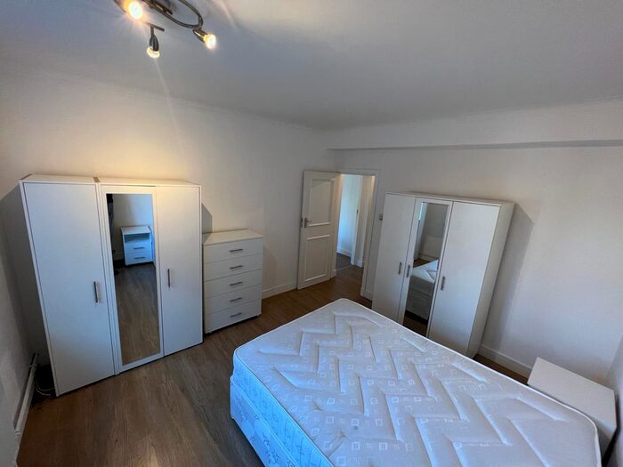 1 Bedroom Flat To Rent In Shoot Up Hill, London, NW2