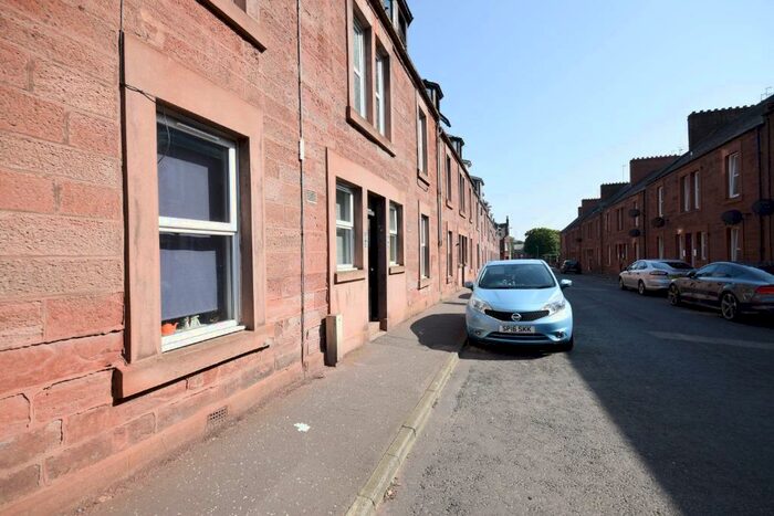 1 Bedroom Flat To Rent In Leonard Street, Arbroath, Angus, DD11