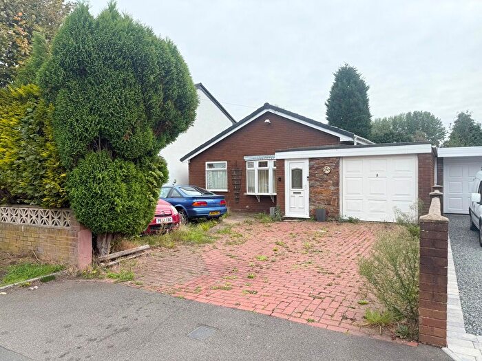 3 Bedroom Detached Bungalow For Sale In Poplar Street, Norton Canes, WS11