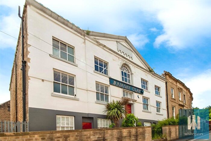 2 Bedroom Apartment To Rent In Bath Street, Huddersfield, HD1