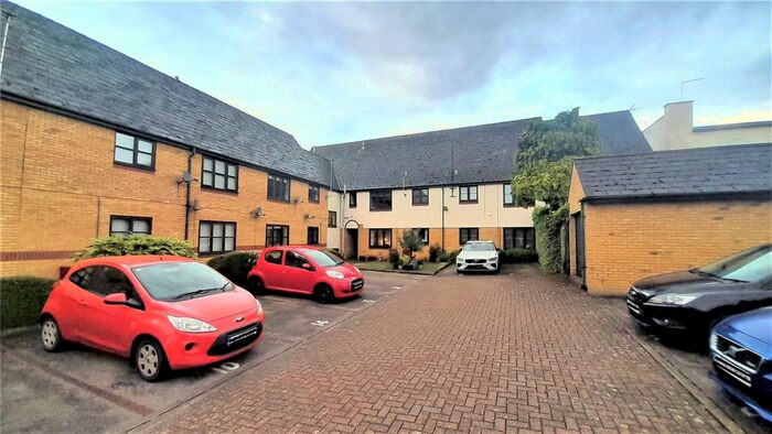 1 Bedroom Flat To Rent In Chapel Court, Stilton, Cambridgeshire, PE7