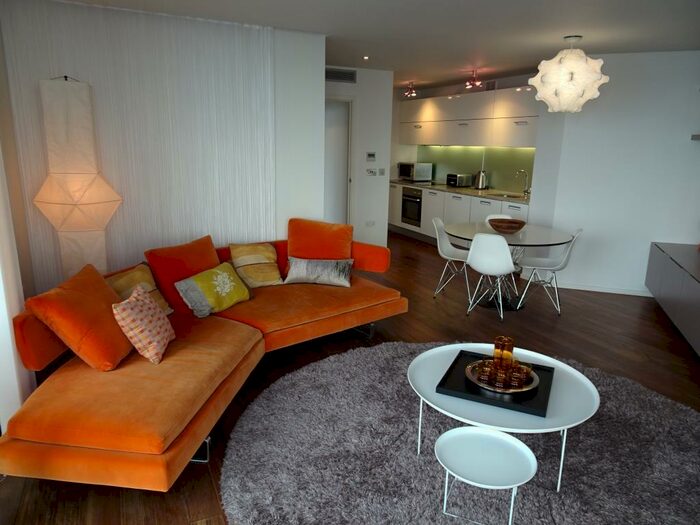 3 Bedroom Apartment To Rent In Beetham Tower, Holloway Circus, B1