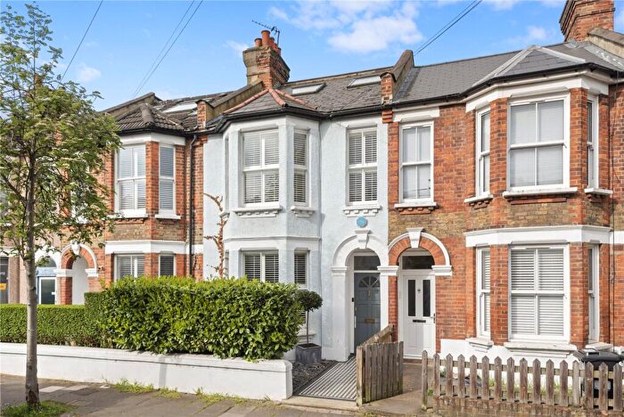 4 Bedroom Terraced House For Sale In Scholars Road, London, SW12