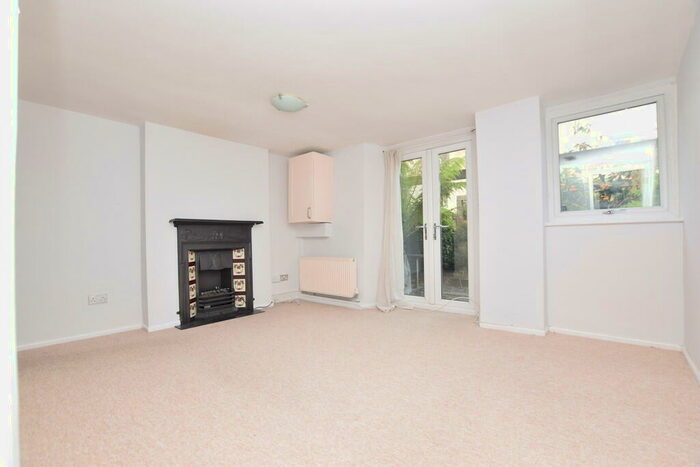 2 Bedroom Ground Maisonette To Rent In Bath Buildings, Montpelier, BS6