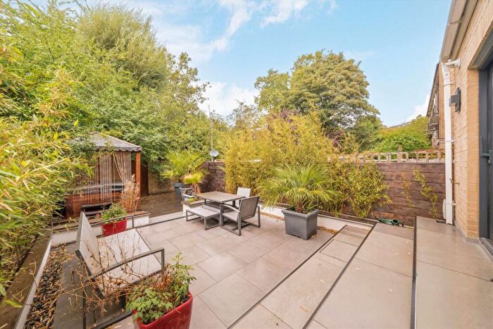 4 Bedroom Flat For Sale In Dobson Close, South Hampstead, NW6