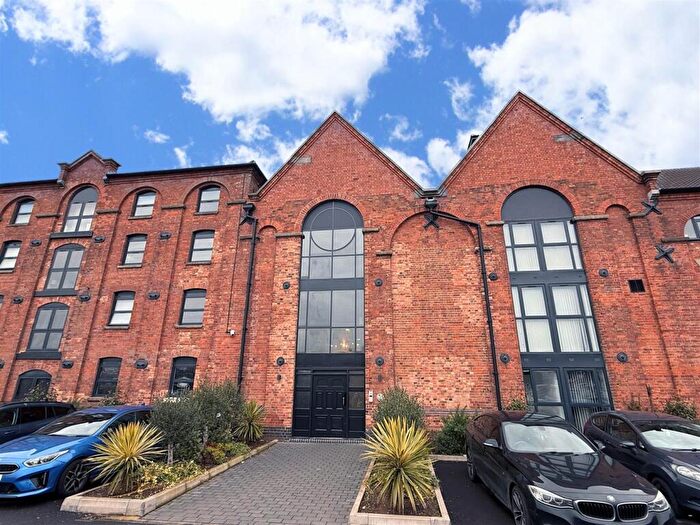 2 Bedroom Apartment For Sale In Wetmore Road, Burton-On-Trent, DE14