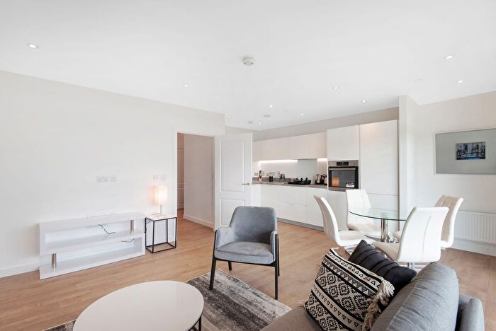 2 Bedroom Property To Rent In Madeira Street, Chorley Court, E14