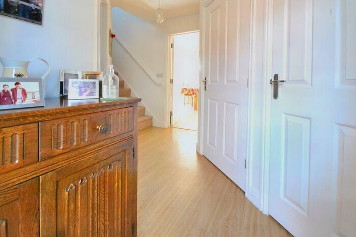 4 Bedroom Detached House For Sale In Onslow Road, GL18