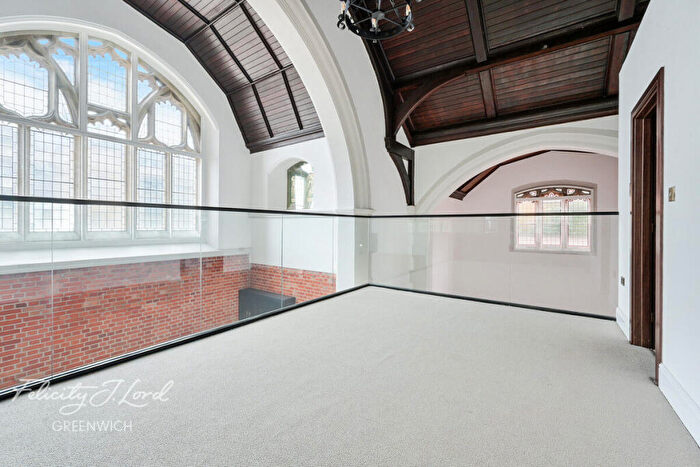 3 Bedroom Apartment For Sale In Ashmore Road, London, SE18