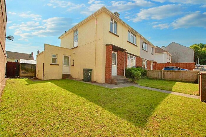 3 Bedroom Semi-Detached House For Sale In Princes Street, Pembroke Dock, SA72
