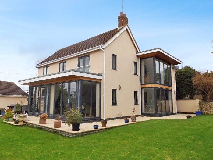 4 Bedroom Detached House To Rent In Little Lane, Wollaston, NN29