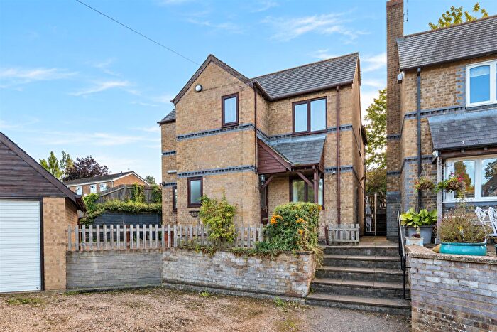 4 Bedroom Detached House For Sale In High Street, Greens Norton, NN12
