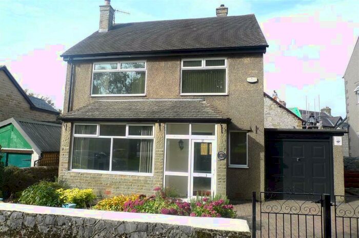 3 Bedroom Detached House To Rent In St Peters Road, Buxton, Derbyshire, SK17