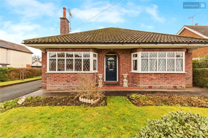 2 Bedroom Bungalow For Sale In Sandylands Park, Wistaston, Crewe, Cheshire, CW2