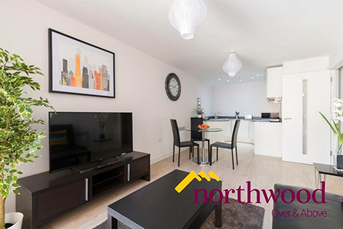 1 Bedroom Flat To Rent In Essex Street, City Centre, Birmingham, B5