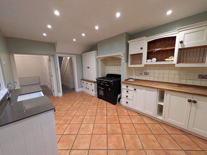 4 Bedroom Semi-Detached House To Rent In Lynwood Road, Redhill, RH1