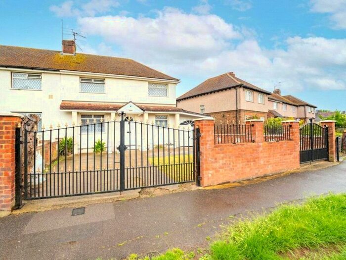 3 Bedroom Semi-Detached House To Rent In South Road, West Drayton, Greater London UB7