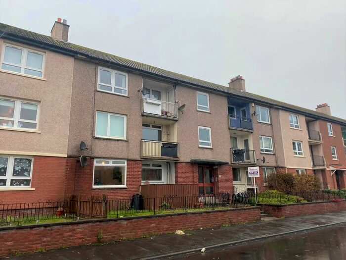 2 Bedroom Flat To Rent In Garscadden Road South, Knightswood, Glasgow, G13