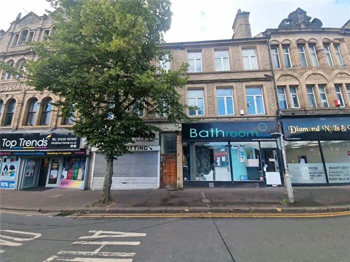 2 Bedroom Flat To Rent In Cavendish Street, Keighley, West Yorkshire, BD21