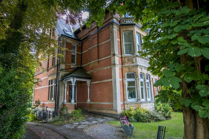 2 Bedroom Flat To Rent In Stanwell Road, Penarth, CF64