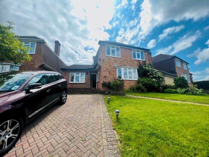 4 Bedroom Detached House To Rent In The Ruffetts, South Croydon, CR2